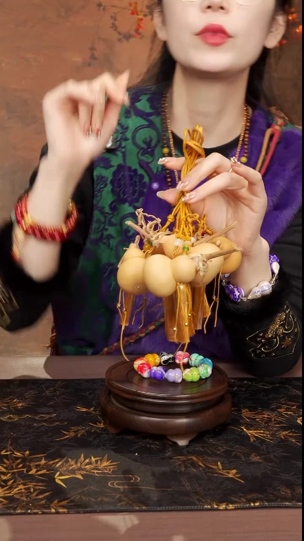 N***y311 --精品挂件小葫芦一组七个68