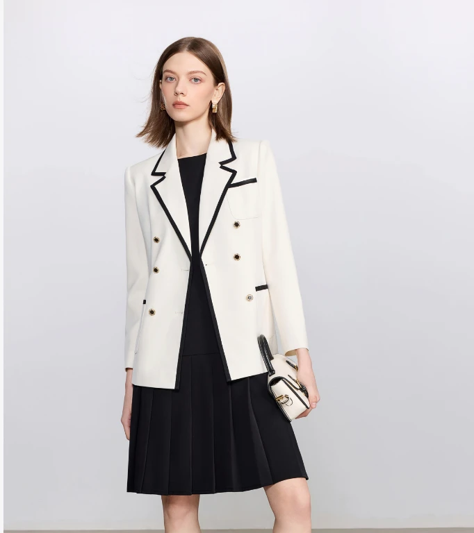 子韩推荐2025早秋新款时尚黑白拼色高端西装外套C2357