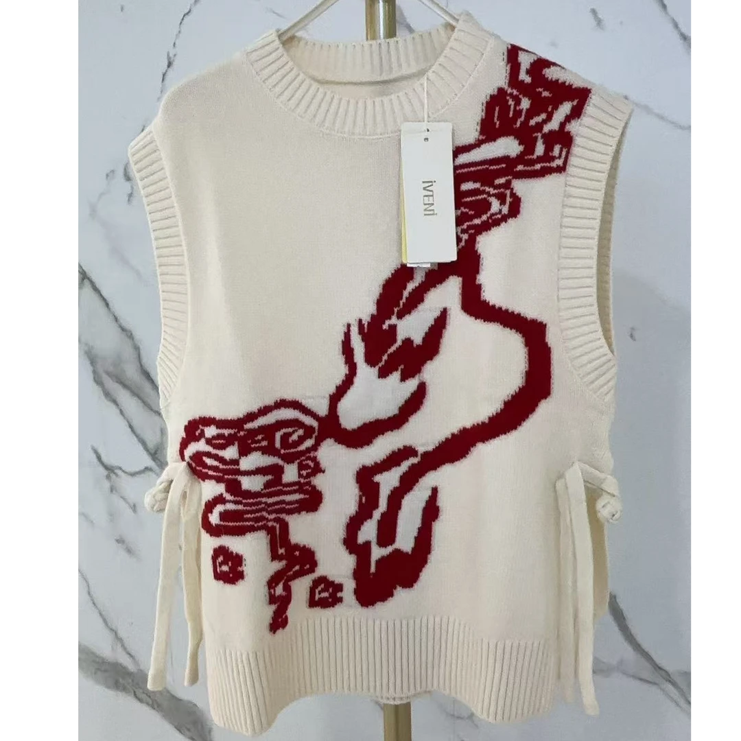 依维妮撞色钩花女士毛衣