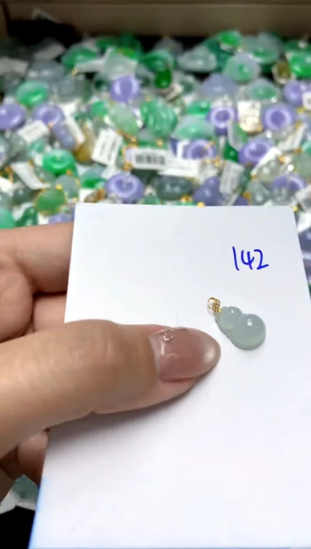 【闪购商品】翡翠颈饰18K金镶嵌1111111111111111