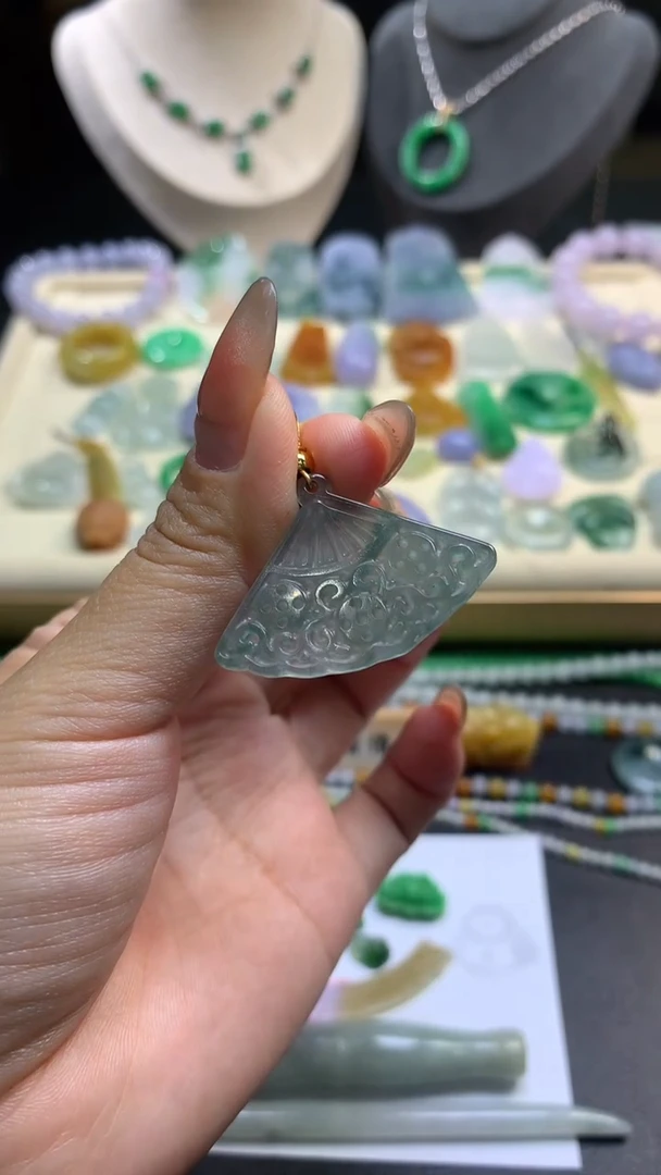 【闪购商品】翡翠颈饰合金翡翠