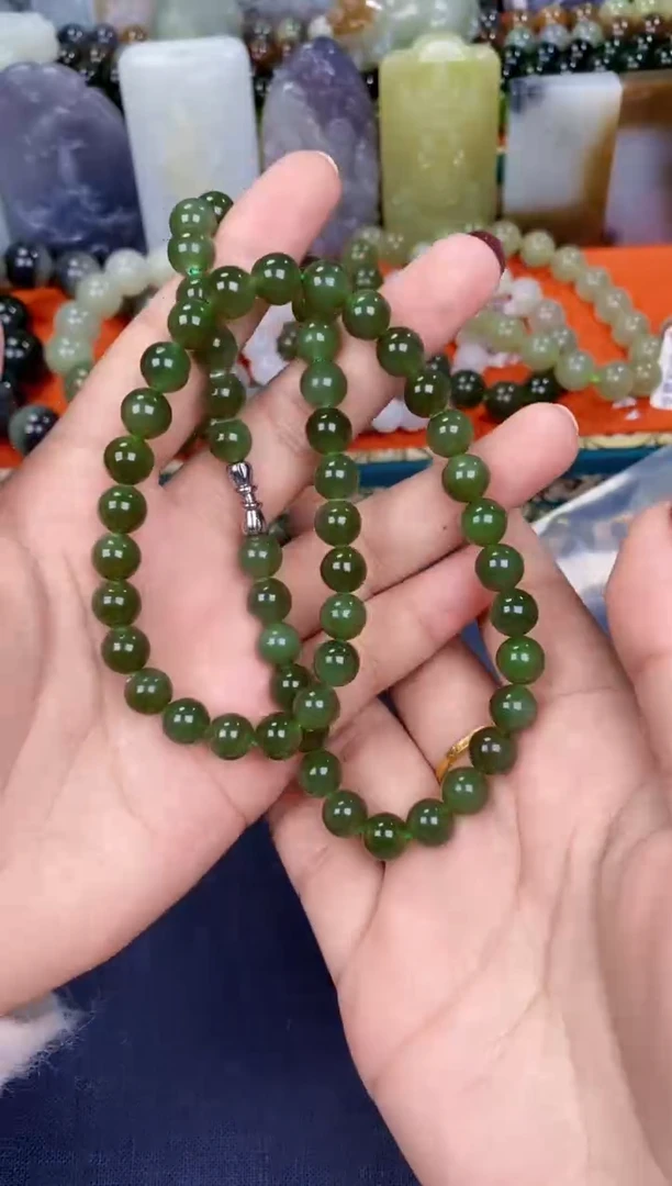 颈饰未镶嵌和田玉和田玉