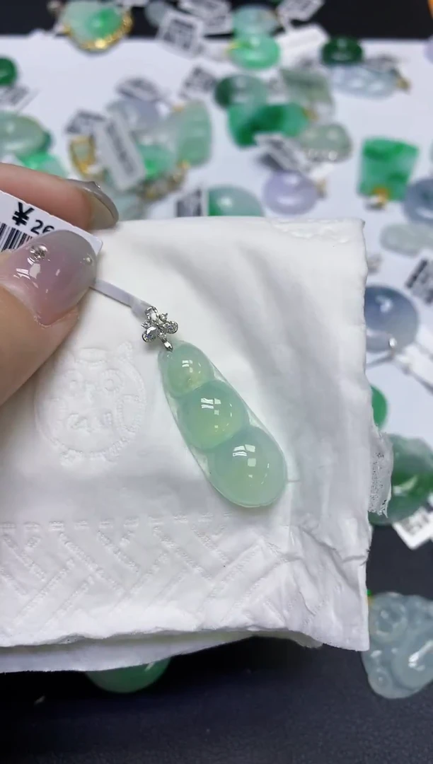 颈饰18K金镶嵌翡翠天然缅甸翡翠A货百元以上9元证书费自理