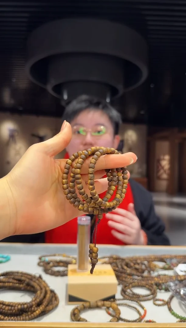 【闪购商品】沉香手串海南莺歌绿棋多圈鼓珠