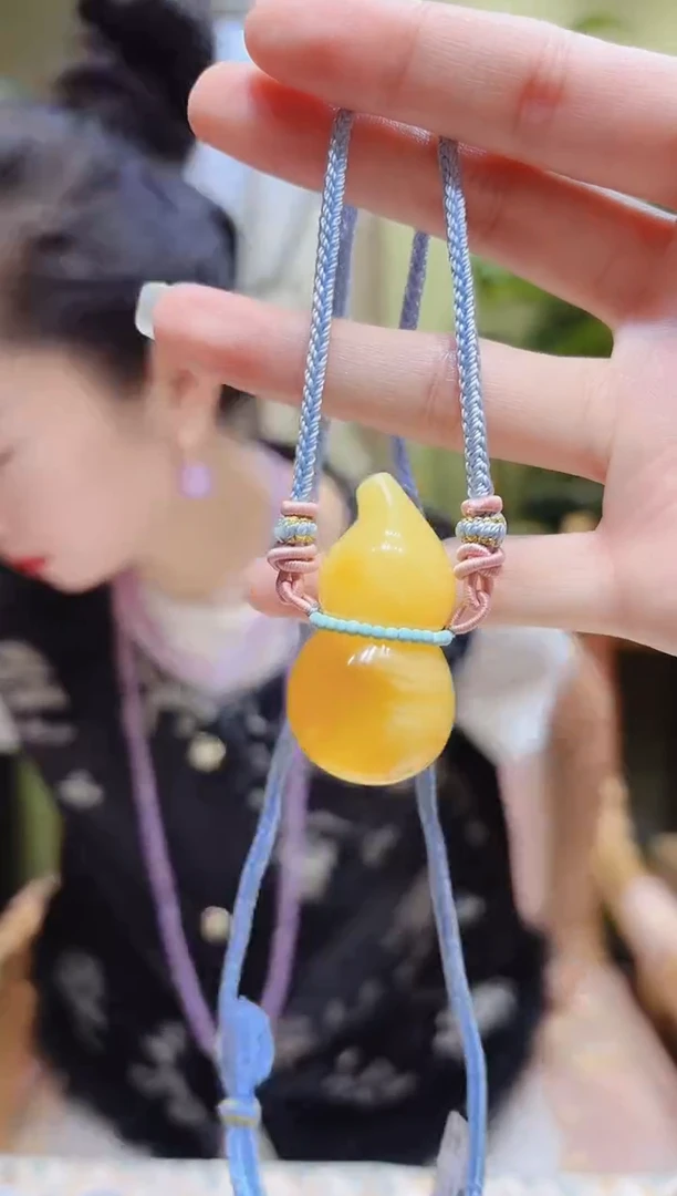 【闪购商品】蜜蜡裸石未镶嵌蜜蜡葫芦绳编项链粉蓝绳编Z