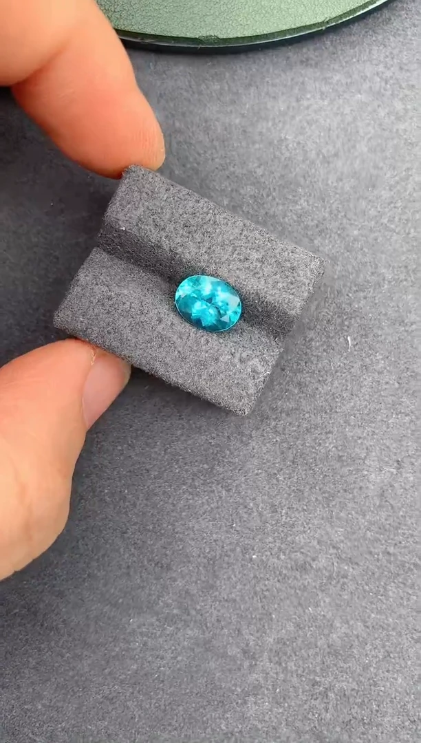 【闪购商品】磷灰石裸石未镶嵌1.8ct磷灰石