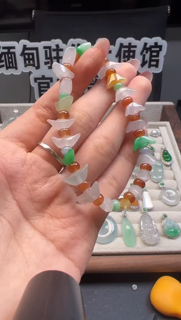 未镶嵌手串翡翠 缅甸珠宝严选
