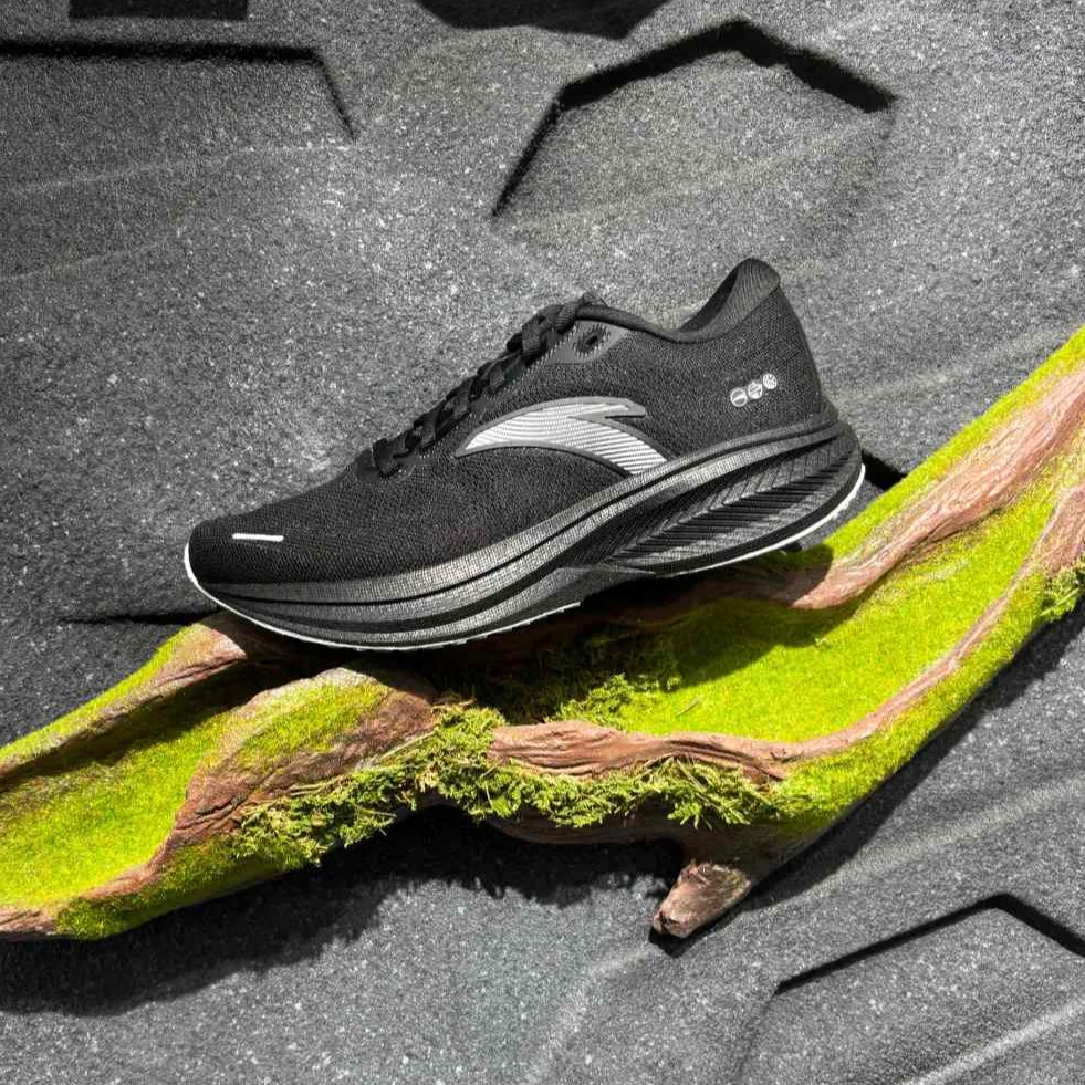 安踏冠军3 加厚氮科技尼龙板体考体测专业训练跑鞋112535562R