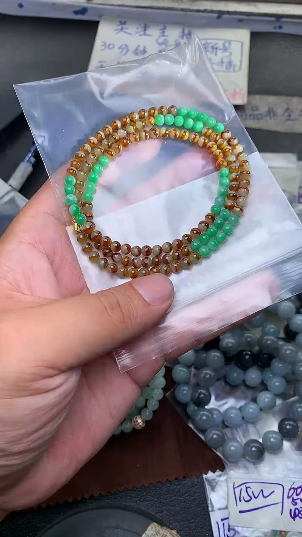 定制翡翠未镶嵌翡翠珠串