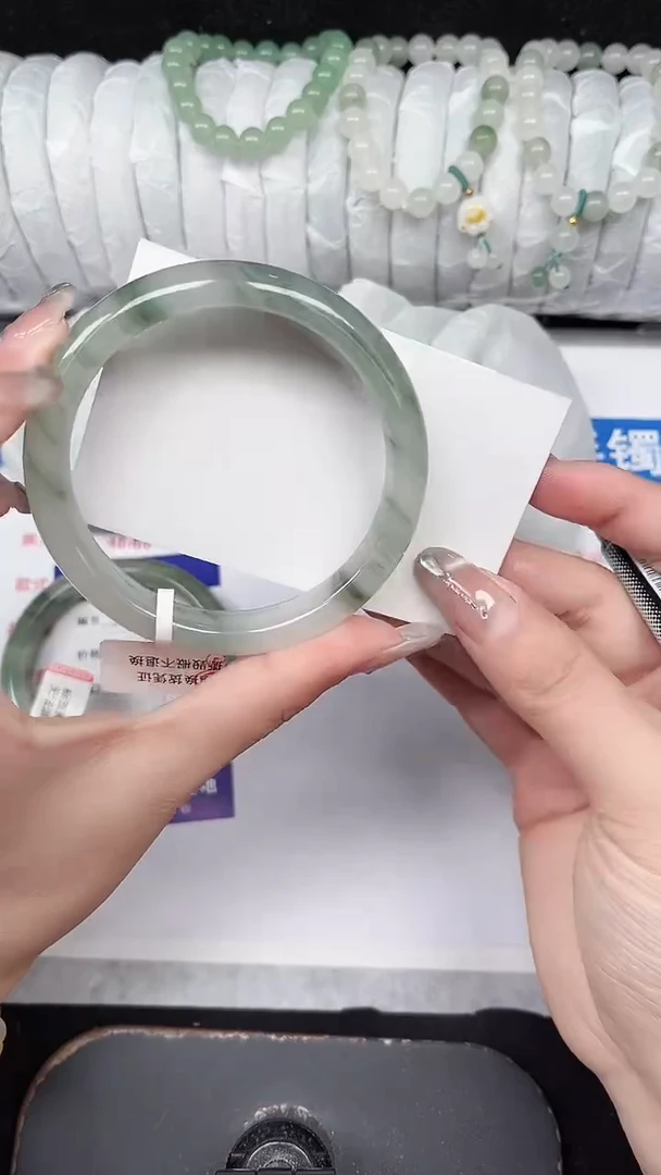 未镶嵌手镯石英质玉350-58/59