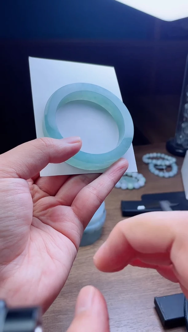 未镶嵌手镯定制翡翠心**然定制