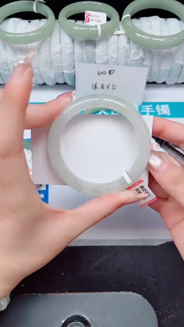 未镶嵌手镯石英质玉51-55/56