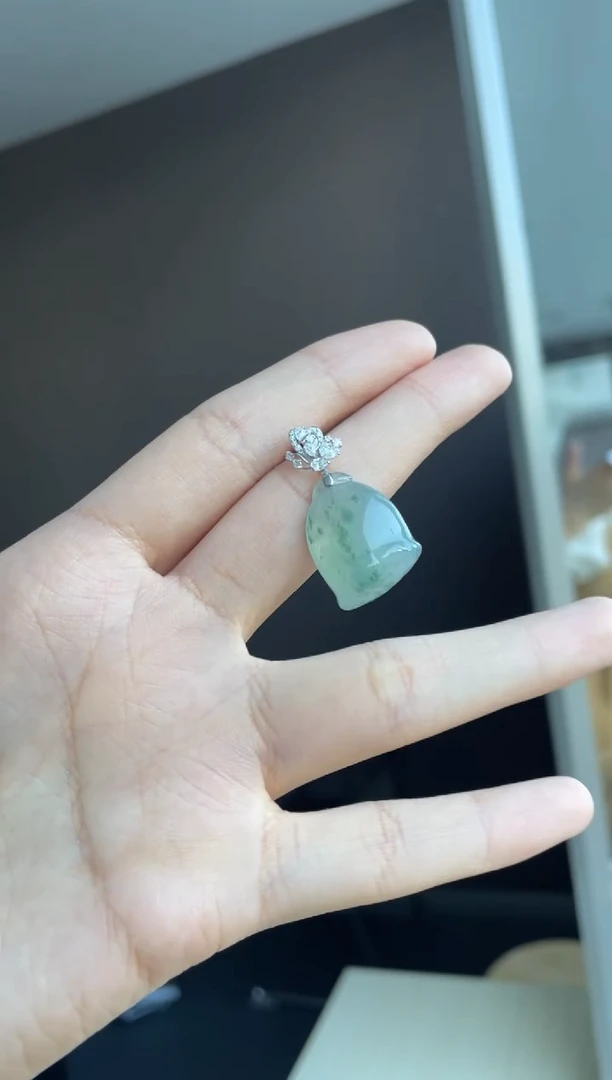 吊坠(不含链)18K金镶嵌翡翠天然缅甸A货翡翠