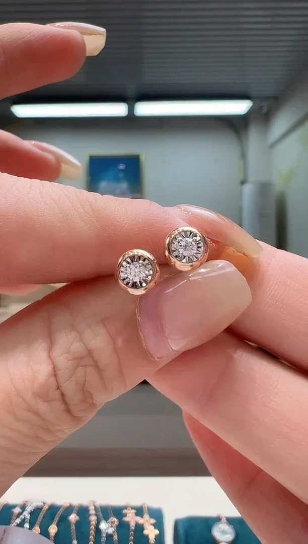 【闪购商品】钻石耳钉18K金镶嵌钻石泡泡耳钉K红