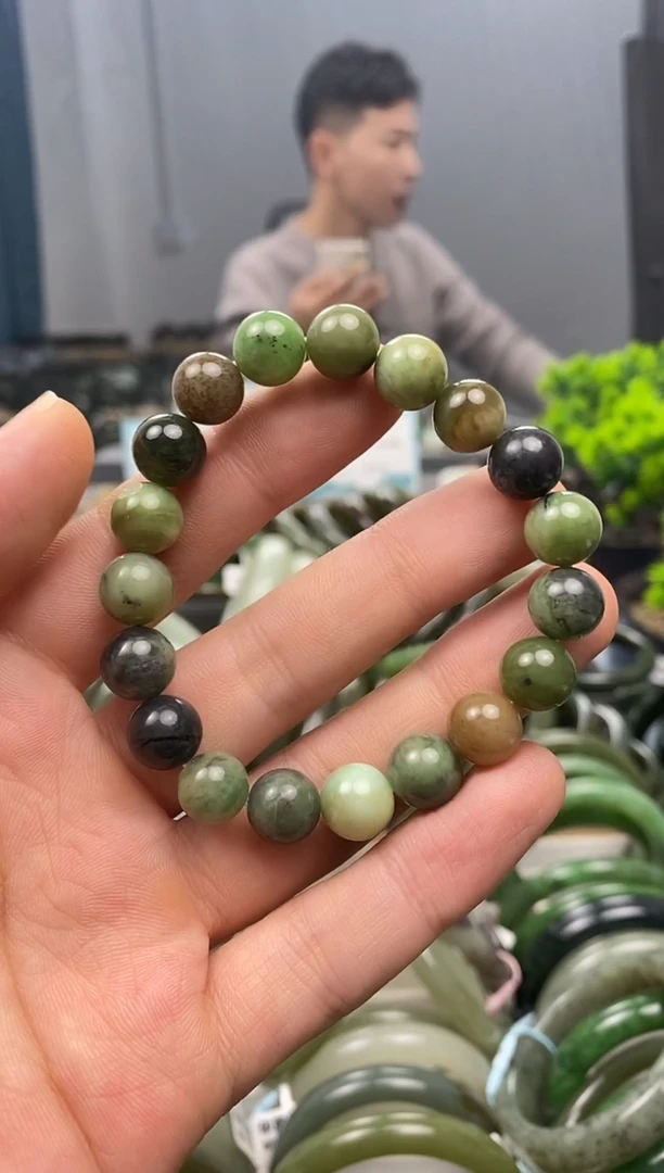 未镶嵌手镯和田玉10mm