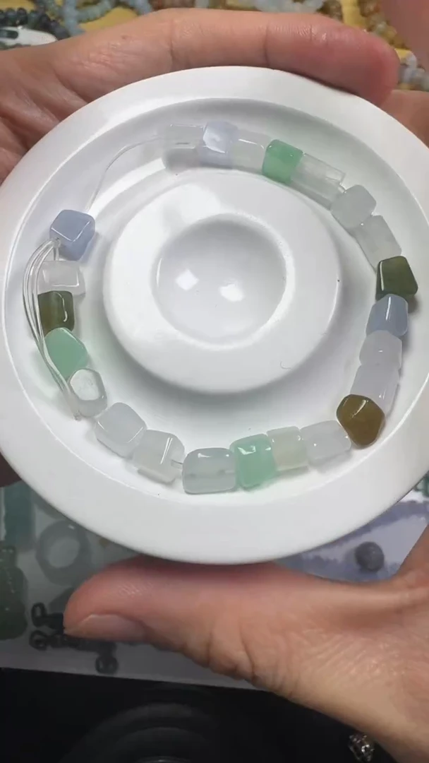 翡翠未镶嵌颈饰【闪购商品】 天然翡翠