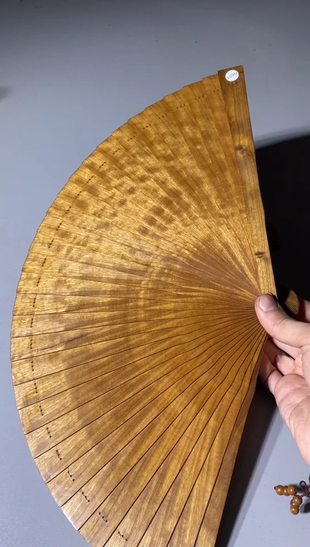 【闪购商品】金丝楠木雕309号24cm精品金丝楠扇子