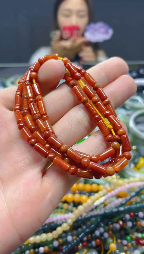 颈饰未镶嵌翡翠4MM/G/翡翠A货，一件也是批发价