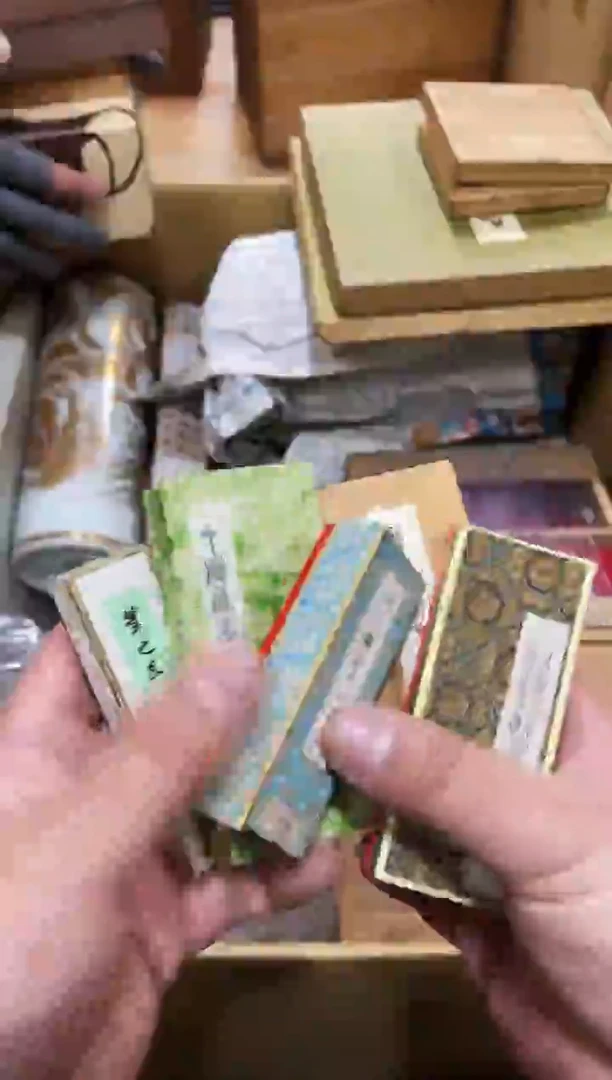 如图所示 阁集工艺品