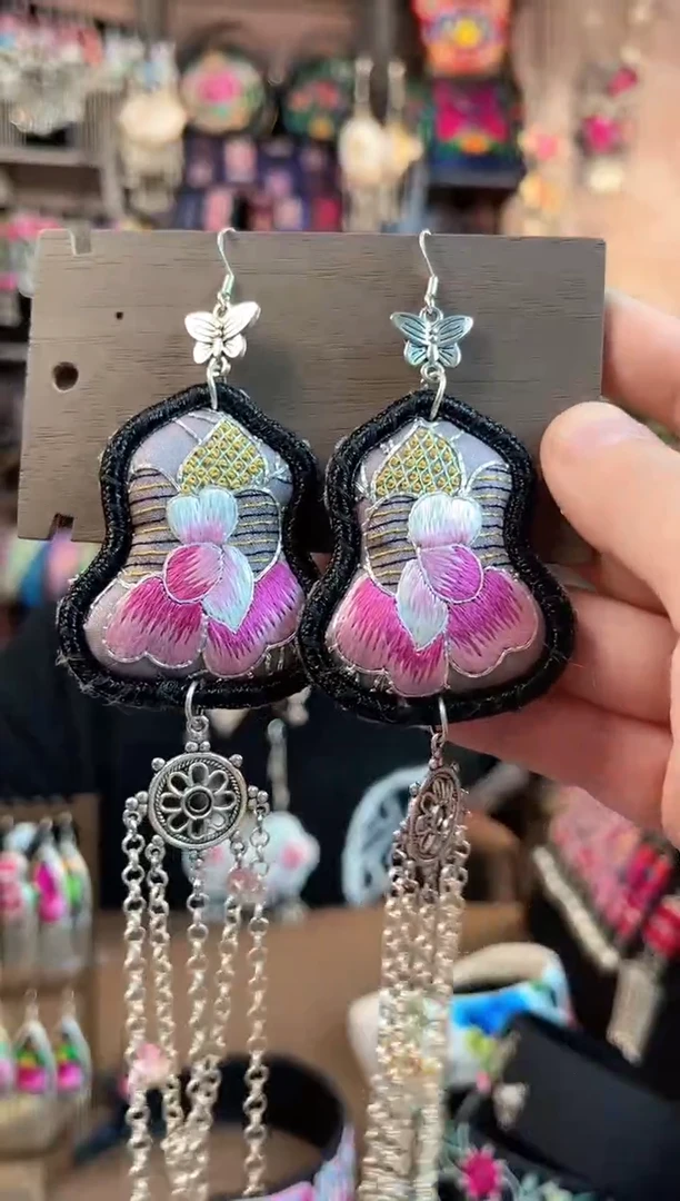 织绣民族风手工非遗老绣饰品667