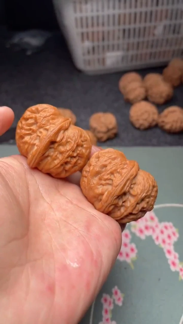 把件文玩核桃a245   元宝 45尺