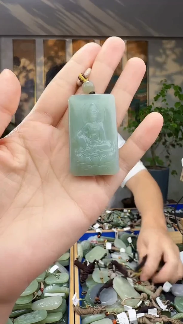 未镶嵌和田玉挂件拍一发一