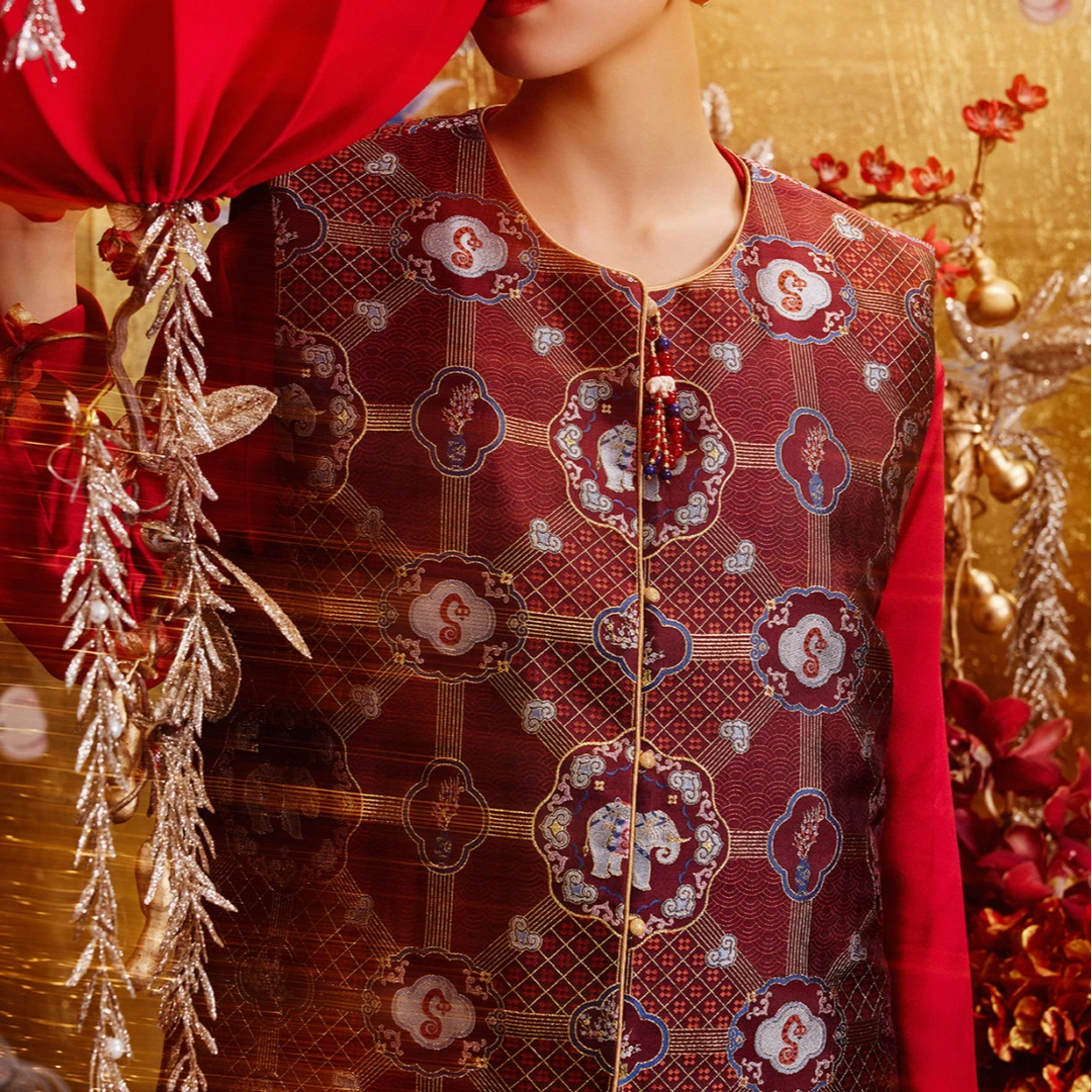 BEAST/野兽派太平有象宋锦夹棉马甲-红色新中式优雅气质上衣女款