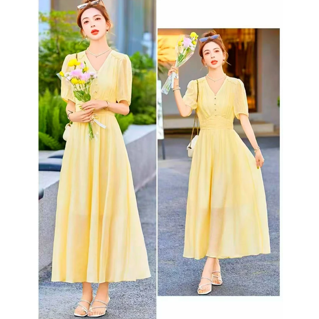 8902夏季新款法式气质V领泡泡袖连衣裙女韩版彩珠链收腰中长裙子