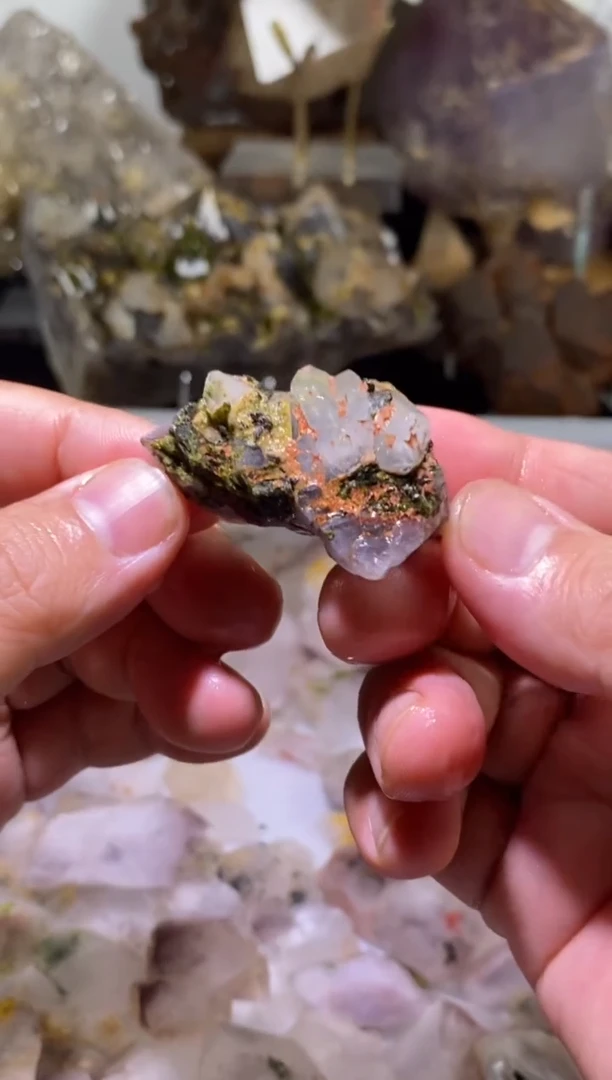 未镶嵌珠宝半成品水晶82号四川超七花园水晶