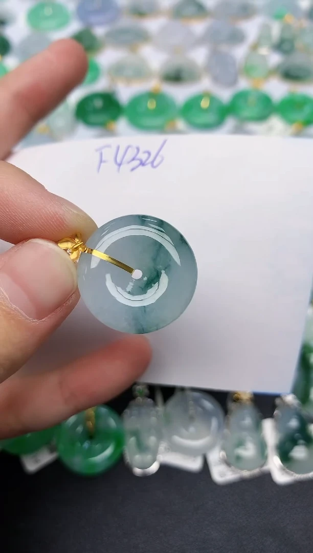 颈饰18K金镶嵌翡翠天然缅甸A货翡翠百元以上9元证书费自理