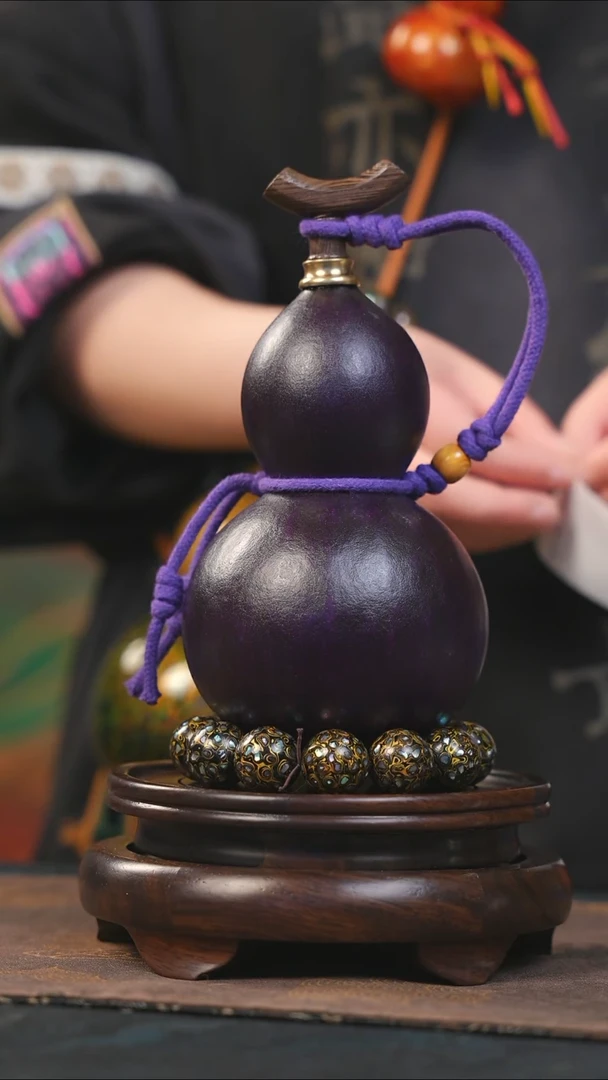 【闪购商品】YV118大漆酒葫芦不包手串及旋转底座