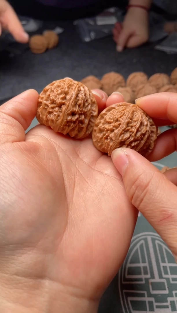 把件文玩核桃w326  白狮子  38尺