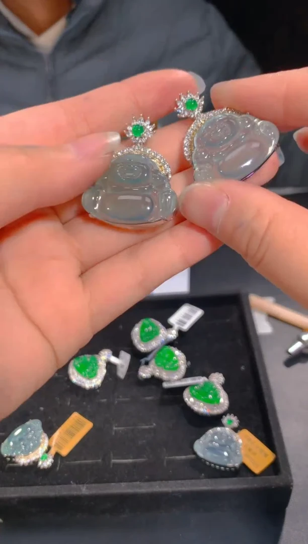 【闪购商品】定制翡翠未镶嵌118定制翡翠，多样性发货（发其一）