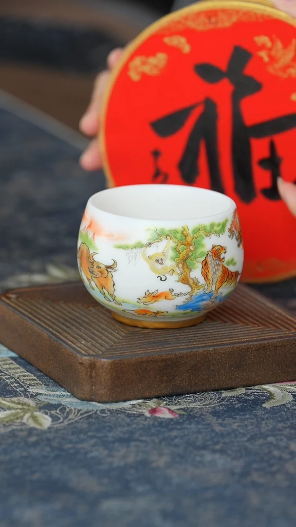 【闪购商品】【羊脂玉十二生肖罗汉杯】