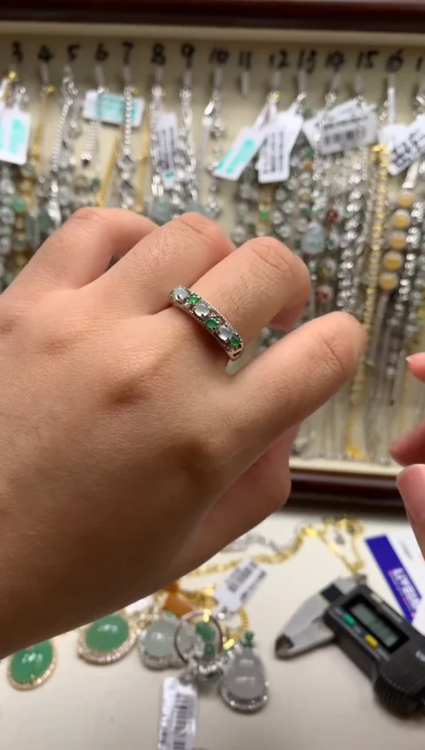 银S925镶嵌戒指翡翠1