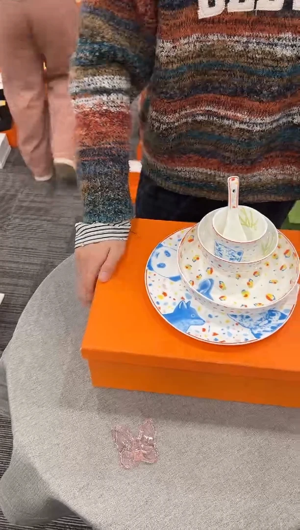 【闪购商品】杯H68--------------