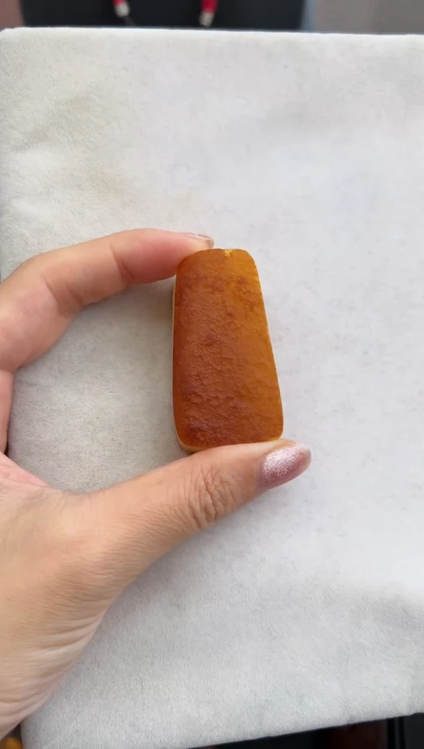 【闪购商品】琥珀裸石未镶嵌10121140-吊坠