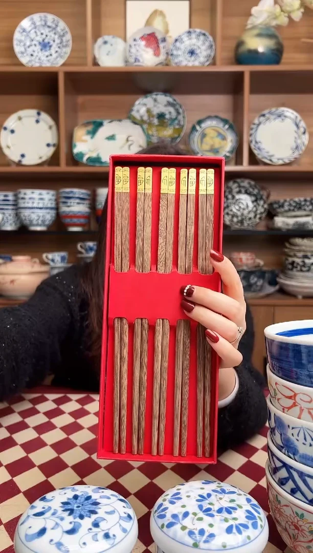 【闪购商品】瓷片福字鸡翅木筷 5双盒装