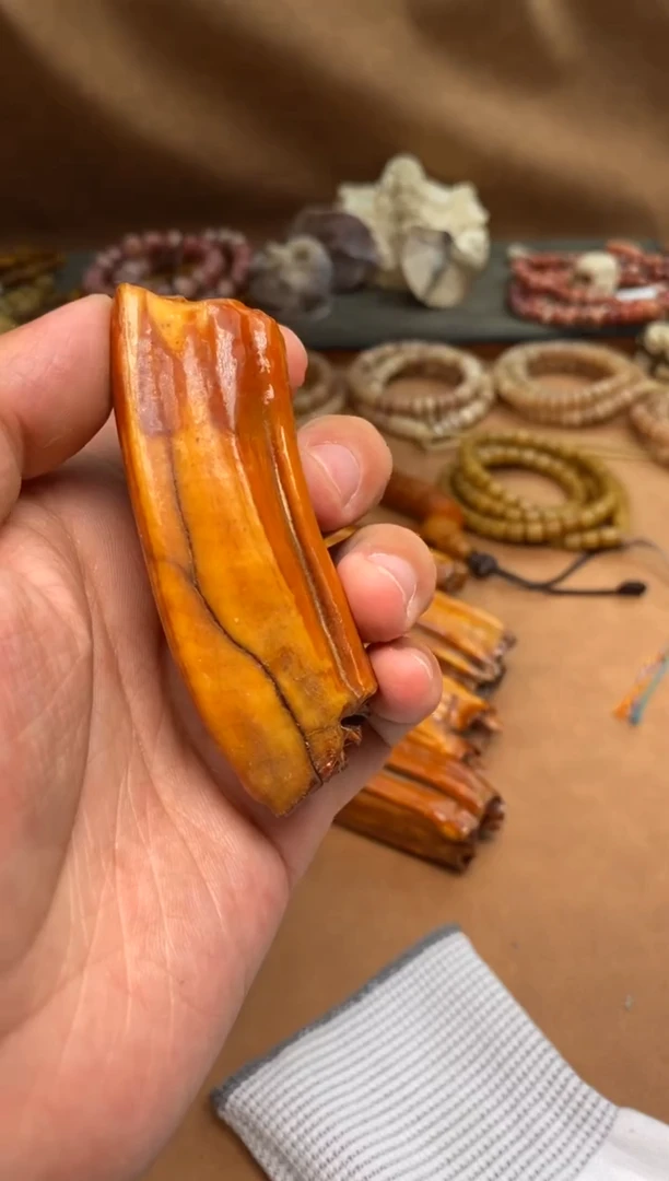 其他牛骨杂件214-马牙玉化料-非完美