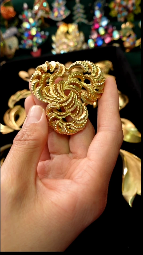 大理石铁合金有**风胸针