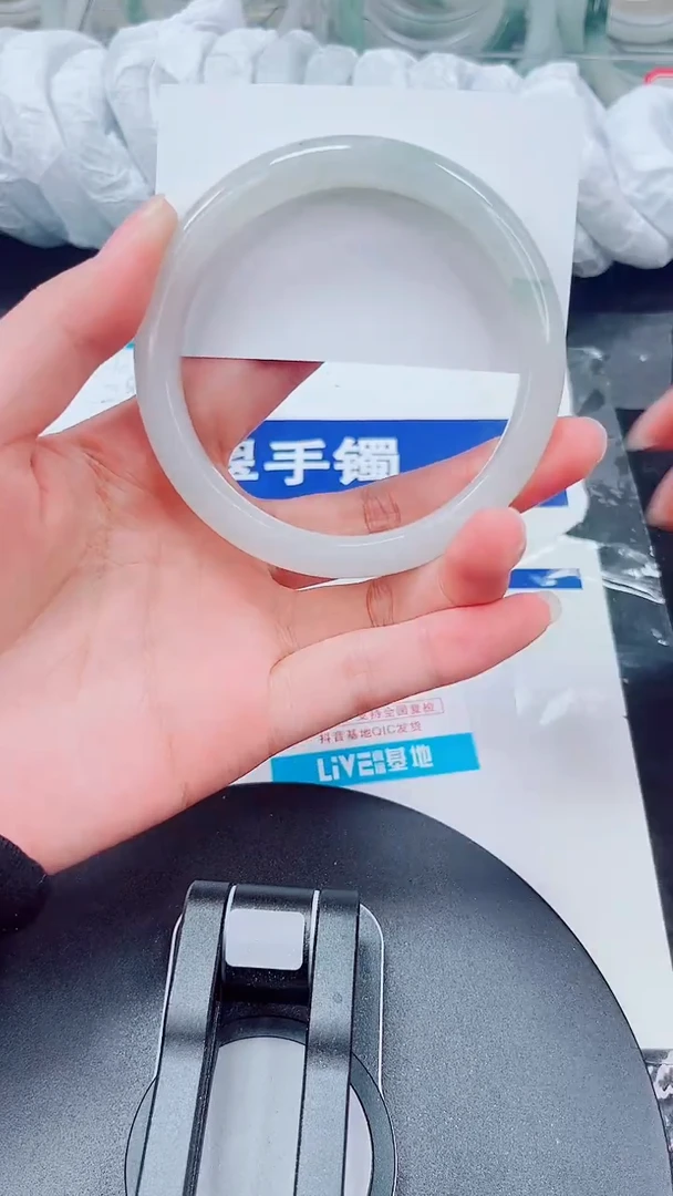 未镶嵌手镯石英质玉302-62/63