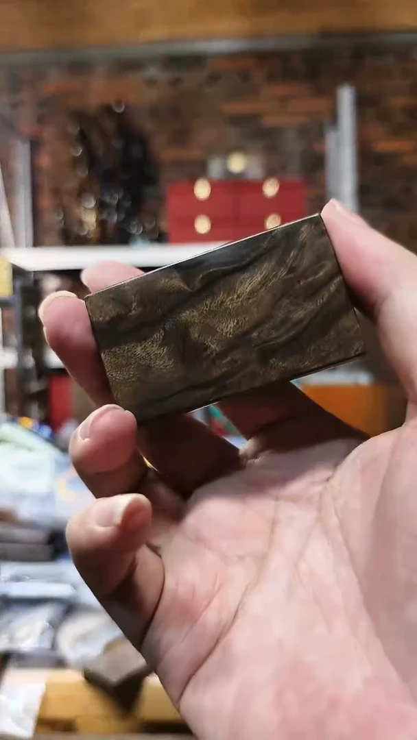 金丝楠无事牌手把件