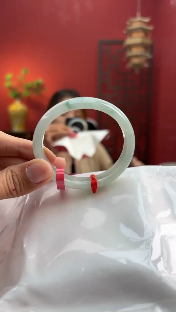 未镶嵌手镯（贵妃镯）翡翠翡翠手镯10