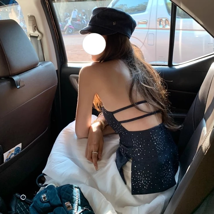 运补6米 【落日人鱼湾】辣妹牛仔露背上衣女设计感烫钻挂脖吊带背心