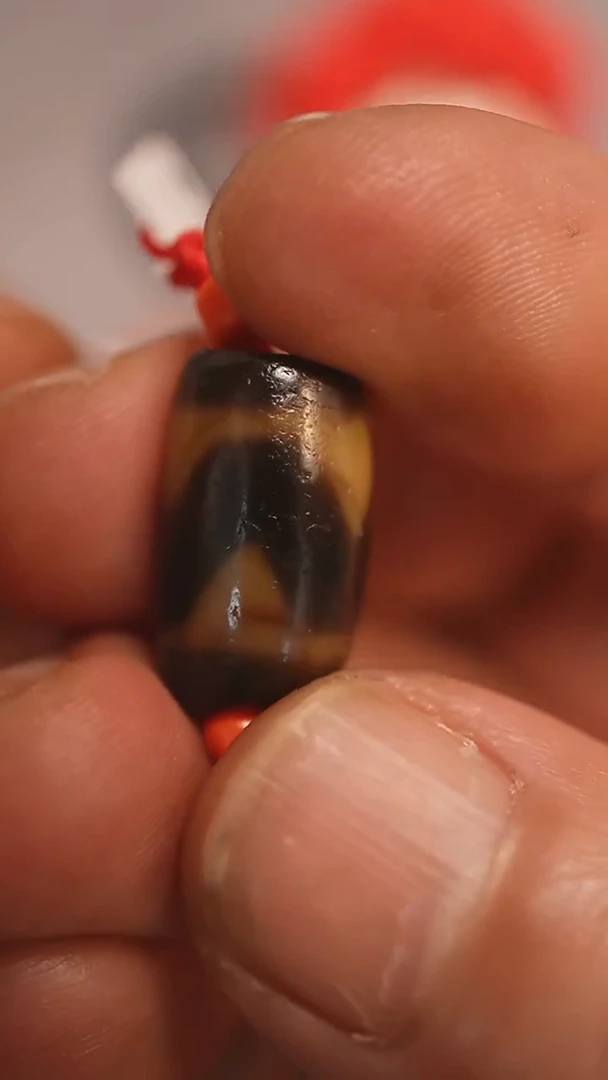 未镶嵌颈饰玛瑙/玉髓神**雕蚀花玛瑙珠定制编绳