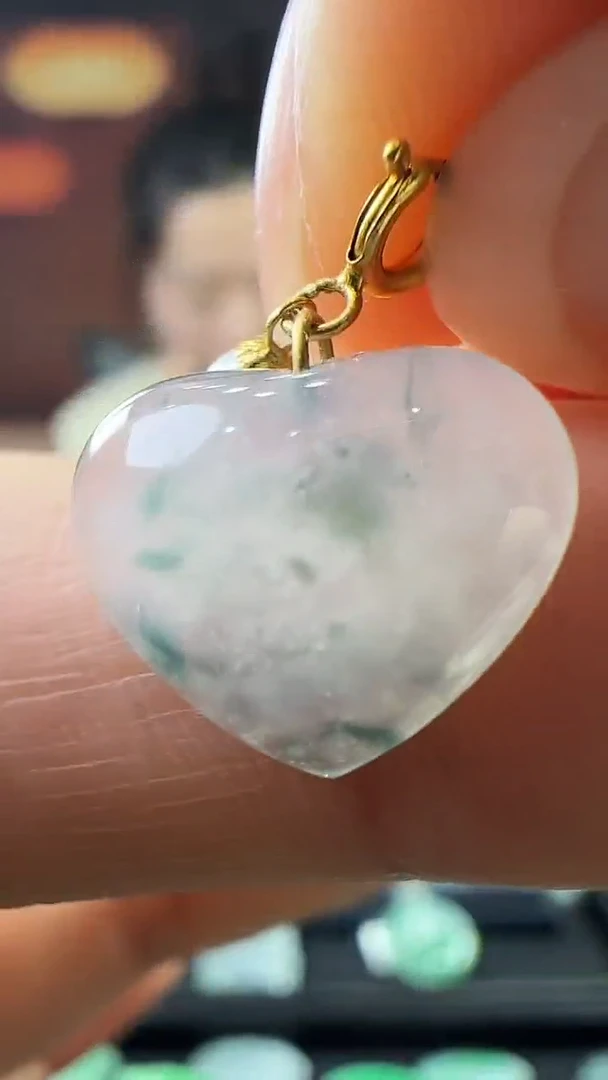 18K金镶嵌挂件翡翠小滴溜  不含链