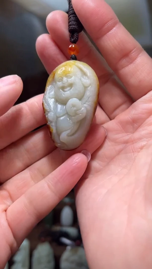 颈饰未镶嵌和田玉·