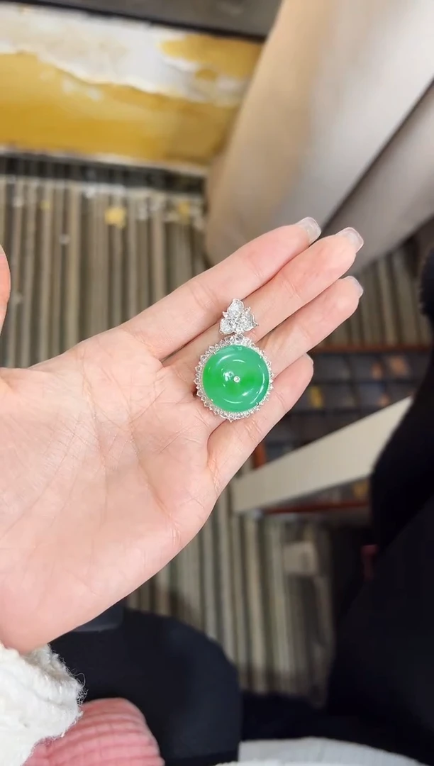 【闪购商品】翡翠颈饰18K金镶嵌FZB0118-84