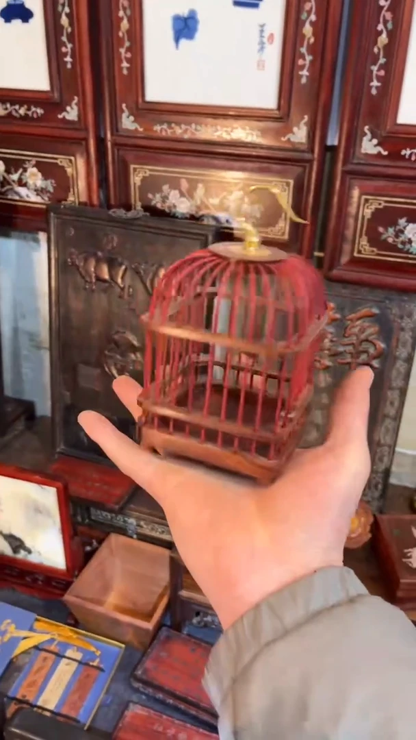 【闪购商品】非洲紫檀（红花梨）蝈蝈笼