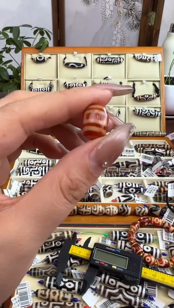 【闪购商品】玛瑙/玉髓吊坠(不含链)未镶嵌77.(微瑕随机发货)